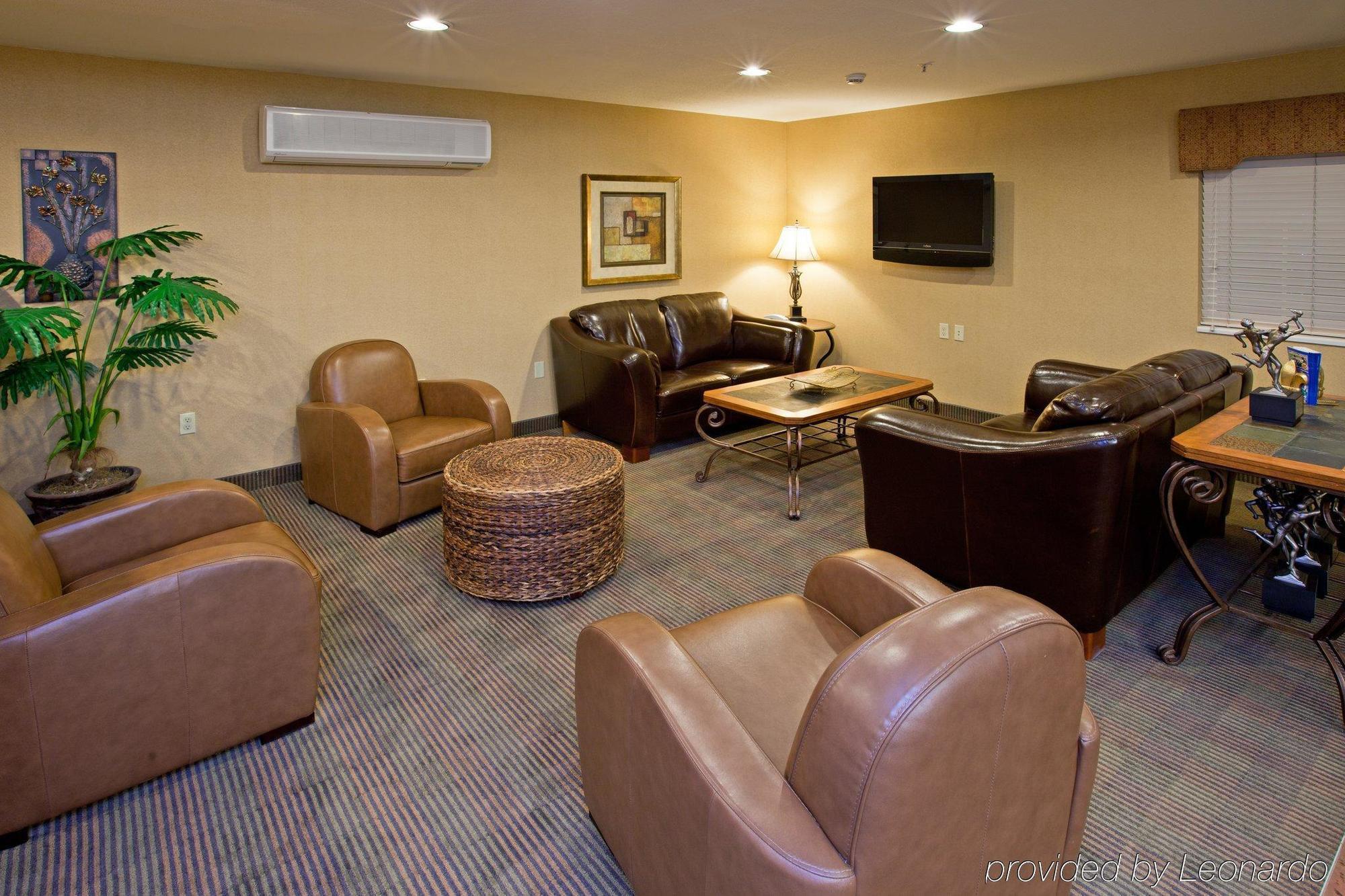 แคนเดิ้ลวูด สวีท หลุยสวิลล์แอร์พอร์ต Hotel ลุยส์วิลล์ ภายใน รูปภาพ