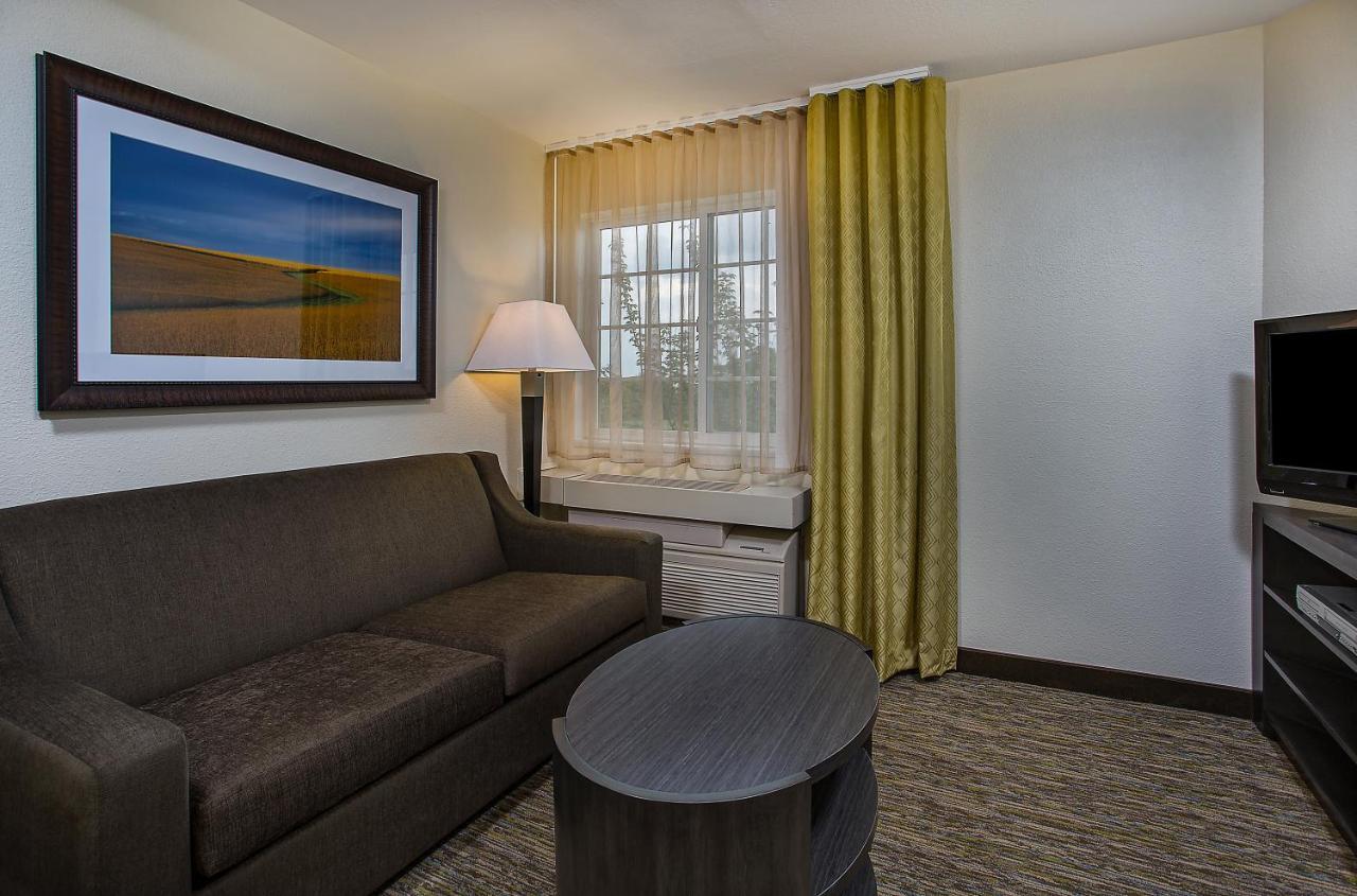 แคนเดิ้ลวูด สวีท หลุยสวิลล์แอร์พอร์ต Hotel ลุยส์วิลล์ ภายนอก รูปภาพ